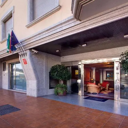 Bright And Cozy With Pool And Jacuzzi And Near شقة فوينخيرولا