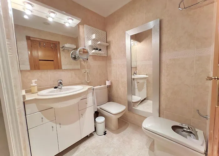 Bright And Cozy With Pool And Jacuzzi And Near Апартаменты Фуэнхирола