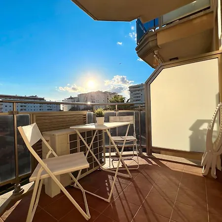 Apartament Bright And Cozy With Pool And Jacuzzi And Near Fuengirola