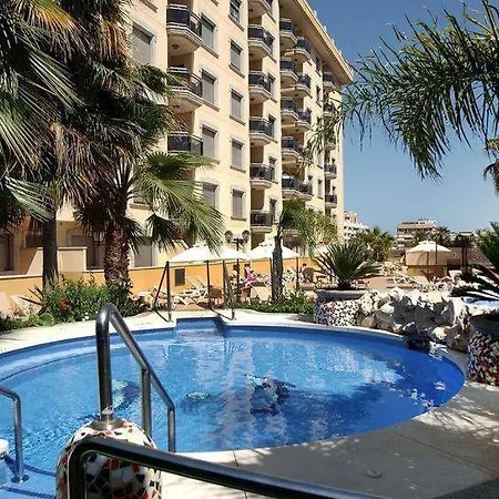Bright And Cozy With Pool And Jacuzzi And Near 公寓 丰希罗拉